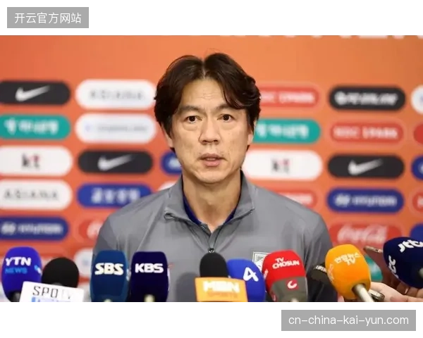 洪明甫的韩国队暴露阵地战攻坚难题，面对密集防守时进攻创造力匮乏